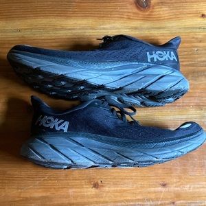 HOKA Clifton 8’s Women’s